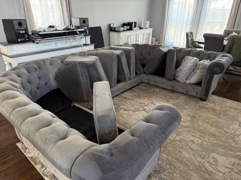 Professional upholstery cleaning service in Lakemoor, IL and nearby areas. Call today for a free quote!